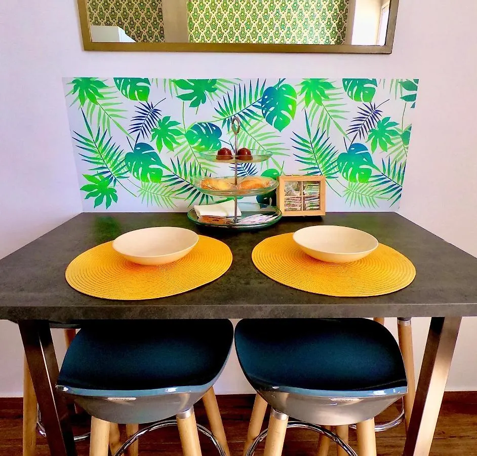 Apartamentos Puerta Real Sevilla Seville